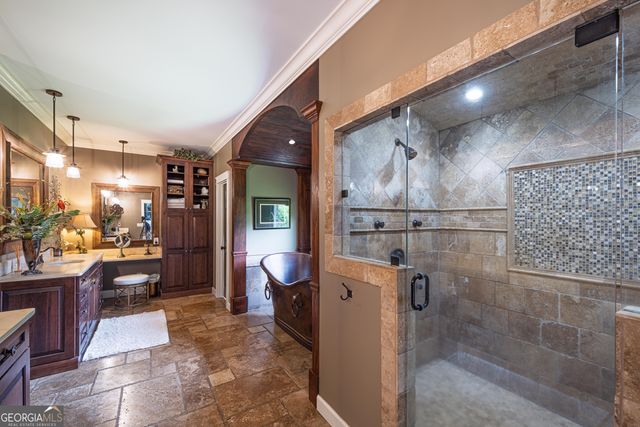 426 Oakland Road, Gay, GA 30218