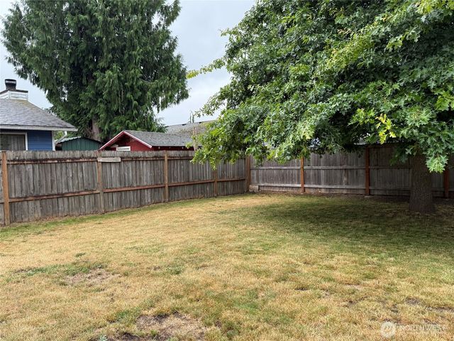 12518 42nd Avenue NE, Marysville, WA 98271