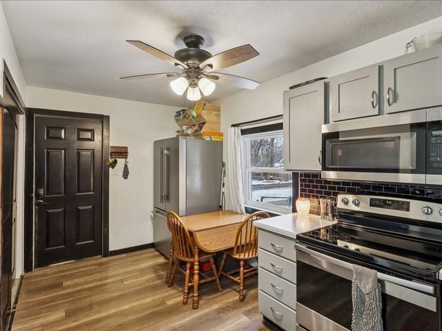 6912 SW 15th Street, Des Moines, IA 50315