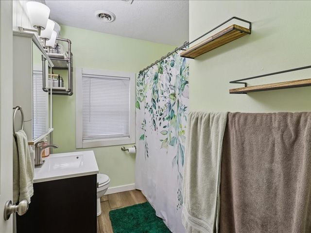 6912 SW 15th Street, Des Moines, IA 50315