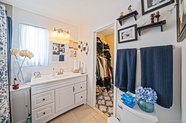 14 Ormand Avenue, Medford, NY 11763