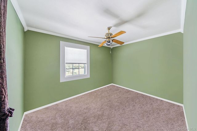 14 Ormand Avenue, Medford, NY 11763