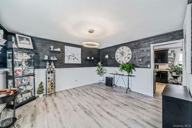 14 Ormand Avenue, Medford, NY 11763