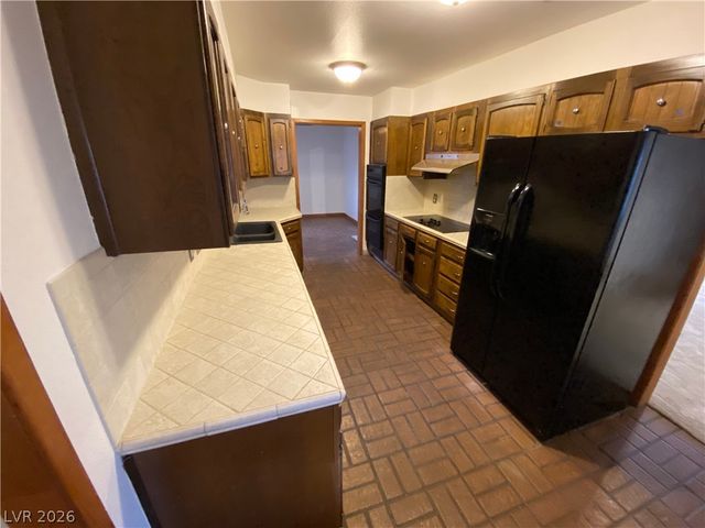 2901 Burton Avenue, Las Vegas, NV 89102