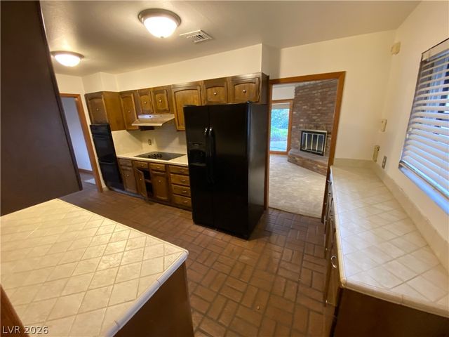 2901 Burton Avenue, Las Vegas, NV 89102