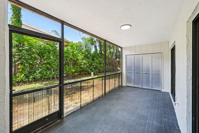 166 Sparrow Drive 1a, Royal Palm Beach, FL 33411