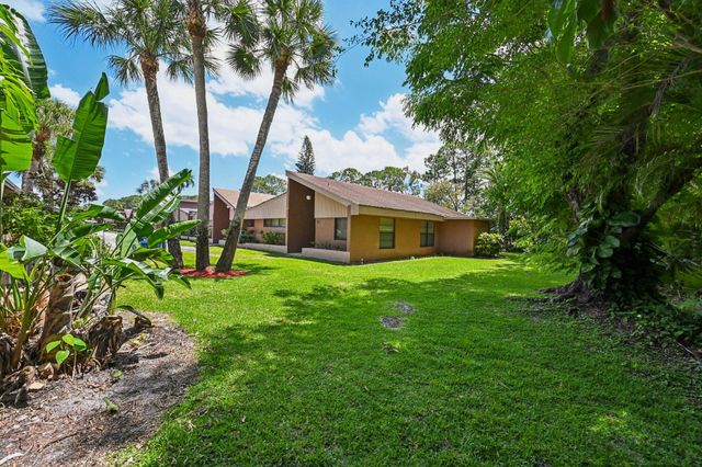 166 Sparrow Drive 1a, Royal Palm Beach, FL 33411