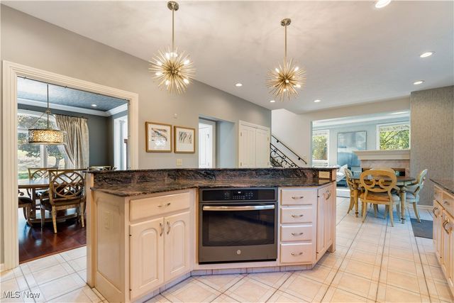 6843 Chillingsworth Circle NW, Canton, OH 44718