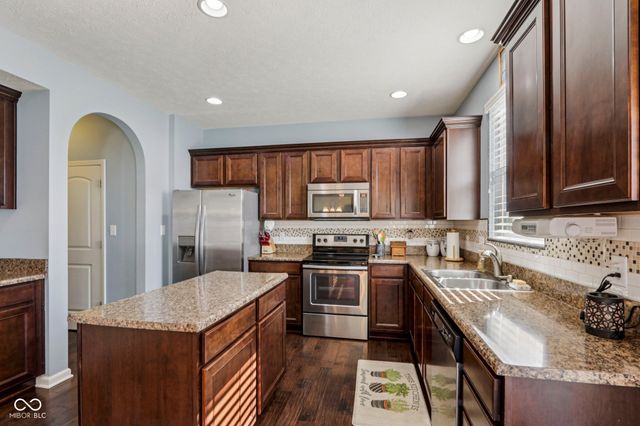 1476 Padana Drive, Greenwood, IN 46143