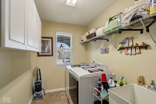 1476 Padana Drive, Greenwood, IN 46143