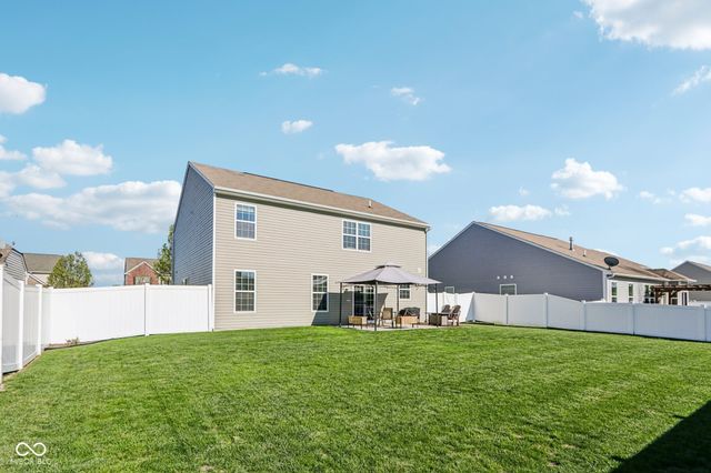 1476 Padana Drive, Greenwood, IN 46143