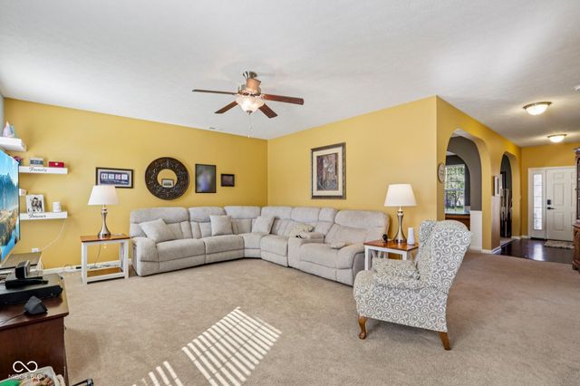1476 Padana Drive, Greenwood, IN 46143