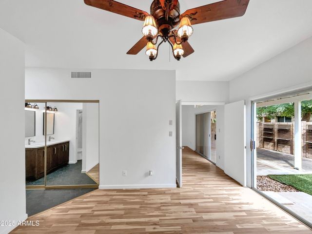 334 W LODGE Drive, Tempe, AZ 85283