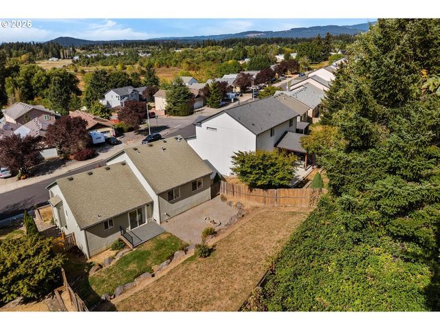 3238 Nw PACIFIC RIM Dr, Camas, WA 98607