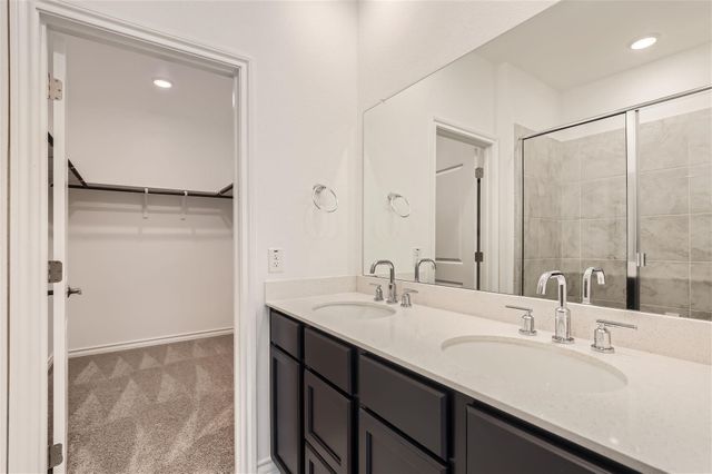 125 Watkinville RD, Hutto, TX 78634