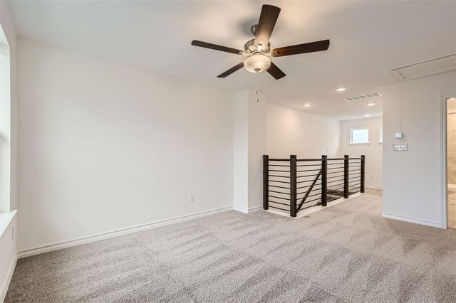 125 Watkinville RD, Hutto, TX 78634