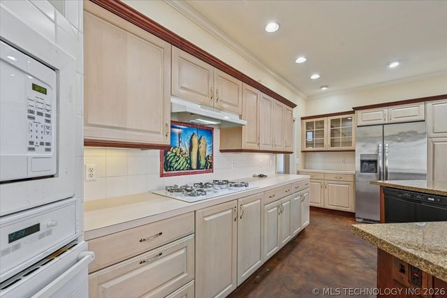 1442 S Newport Avenue, Tulsa, OK 74120