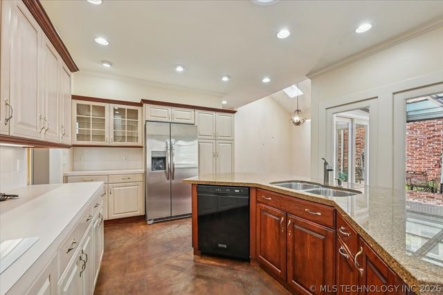 1442 S Newport Avenue, Tulsa, OK 74120