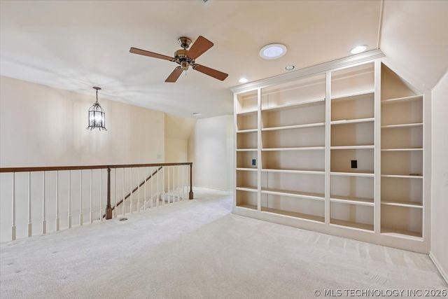 1442 S Newport Avenue, Tulsa, OK 74120