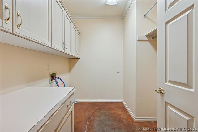 1442 S Newport Avenue, Tulsa, OK 74120