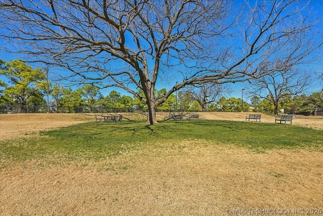 1442 S Newport Avenue, Tulsa, OK 74120