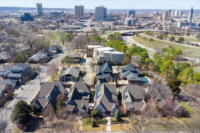 1442 S Newport Avenue, Tulsa, OK 74120