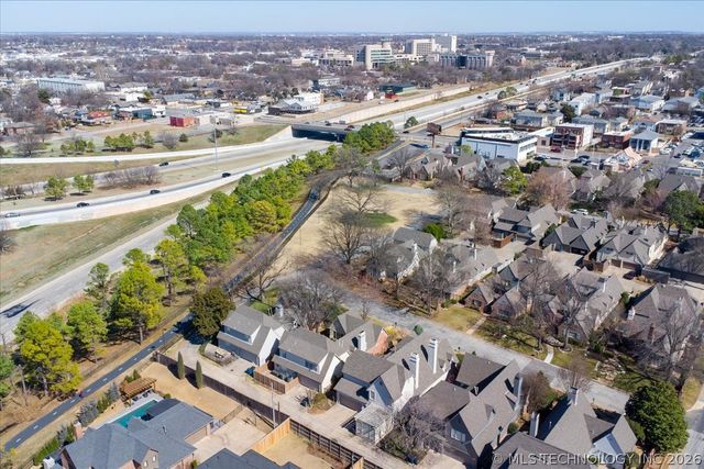 1442 S Newport Avenue, Tulsa, OK 74120