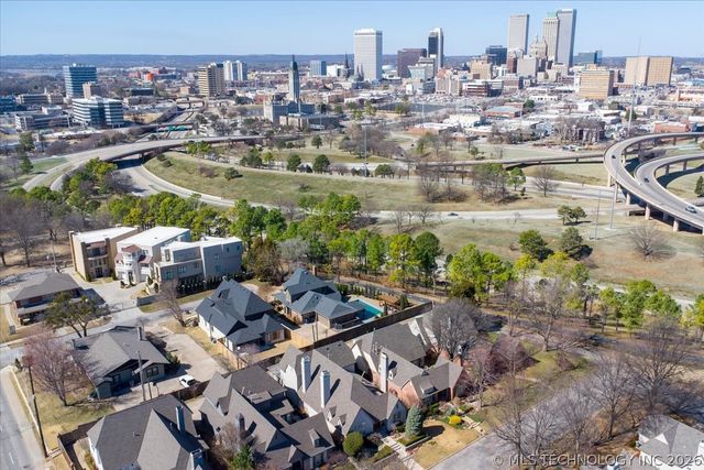 1442 S Newport Avenue, Tulsa, OK 74120