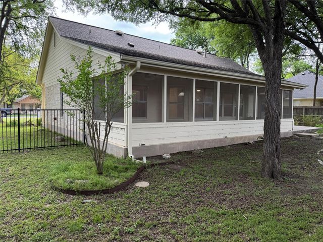 3013 Parker DR, Georgetown, TX 78628