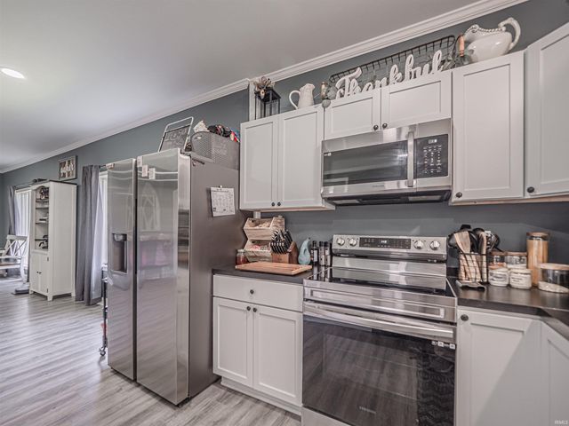 1005 E Porter Street, Winslow, IN 47598