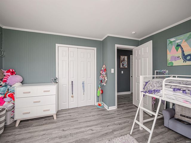 1005 E Porter Street, Winslow, IN 47598