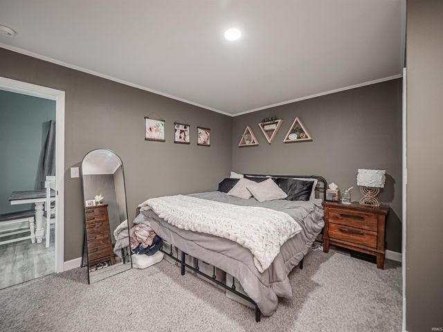 1005 E Porter Street, Winslow, IN 47598
