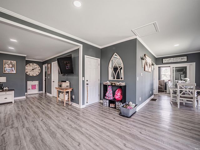 1005 E Porter Street, Winslow, IN 47598