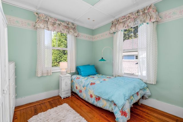 763 Webster St, Needham, MA 02492
