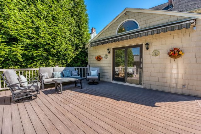 763 Webster St, Needham, MA 02492
