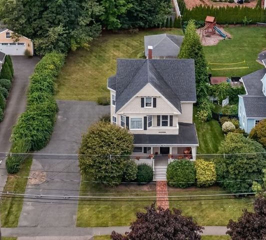 763 Webster St, Needham, MA 02492