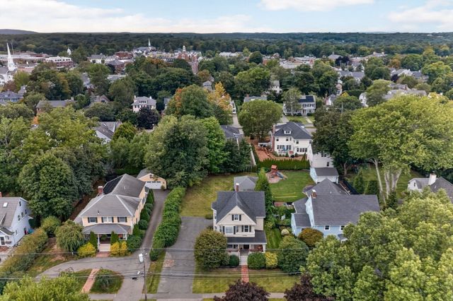 763 Webster St, Needham, MA 02492
