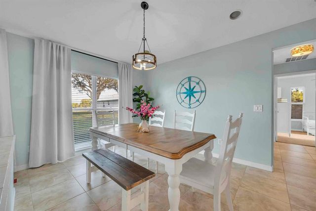 5464 NW Milner Drive, Port St. Lucie, FL 34983