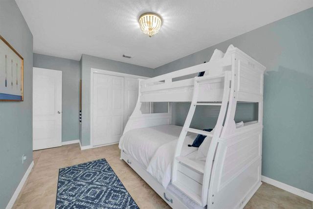 5464 NW Milner Drive, Port St. Lucie, FL 34983
