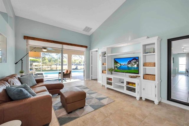 5464 NW Milner Drive, Port St. Lucie, FL 34983