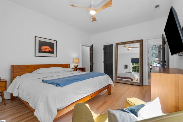 318 Gassaway Street, Central, SC 29630
