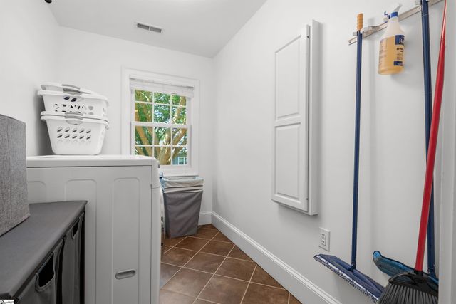 318 Gassaway Street, Central, SC 29630