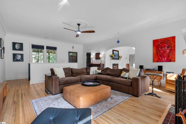 318 Gassaway Street, Central, SC 29630