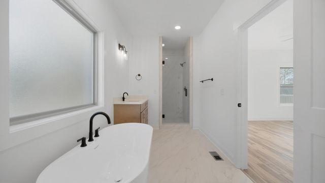 405 Boone Pass, Jasper, TN 37347