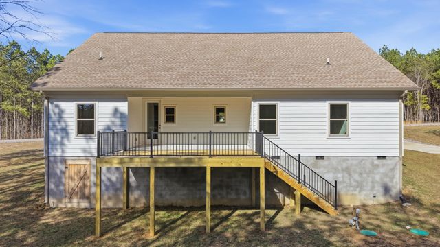 405 Boone Pass, Jasper, TN 37347