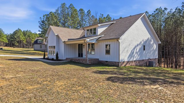 405 Boone Pass, Jasper, TN 37347