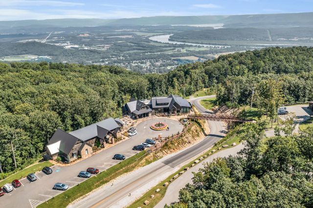 405 Boone Pass, Jasper, TN 37347