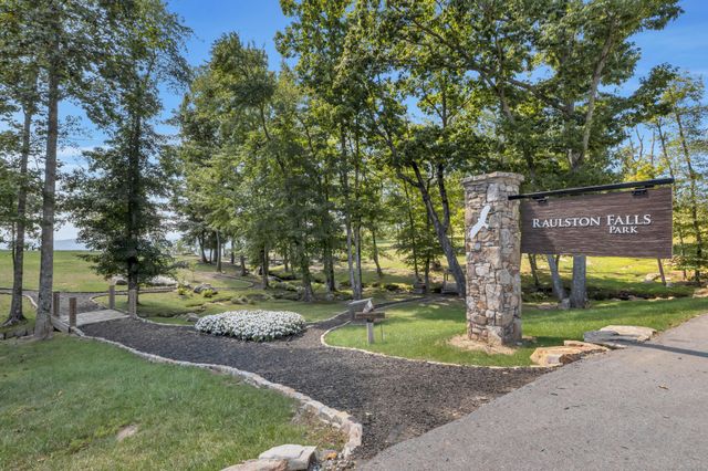 405 Boone Pass, Jasper, TN 37347