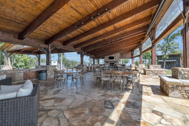 405 Boone Pass, Jasper, TN 37347