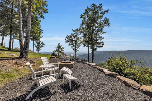 405 Boone Pass, Jasper, TN 37347